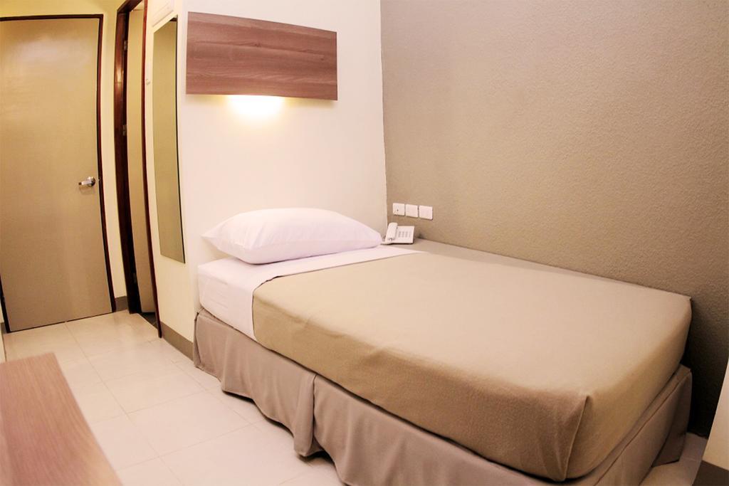 The Center Suites Cebu Esterno foto