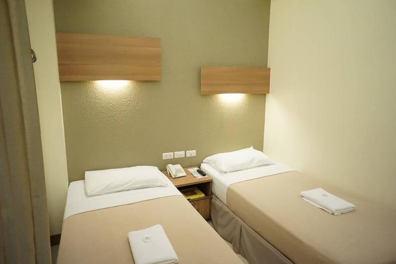 The Center Suites Cebu Esterno foto