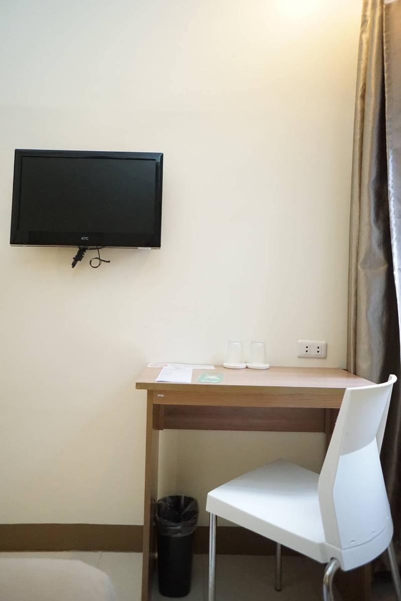 The Center Suites Cebu Esterno foto