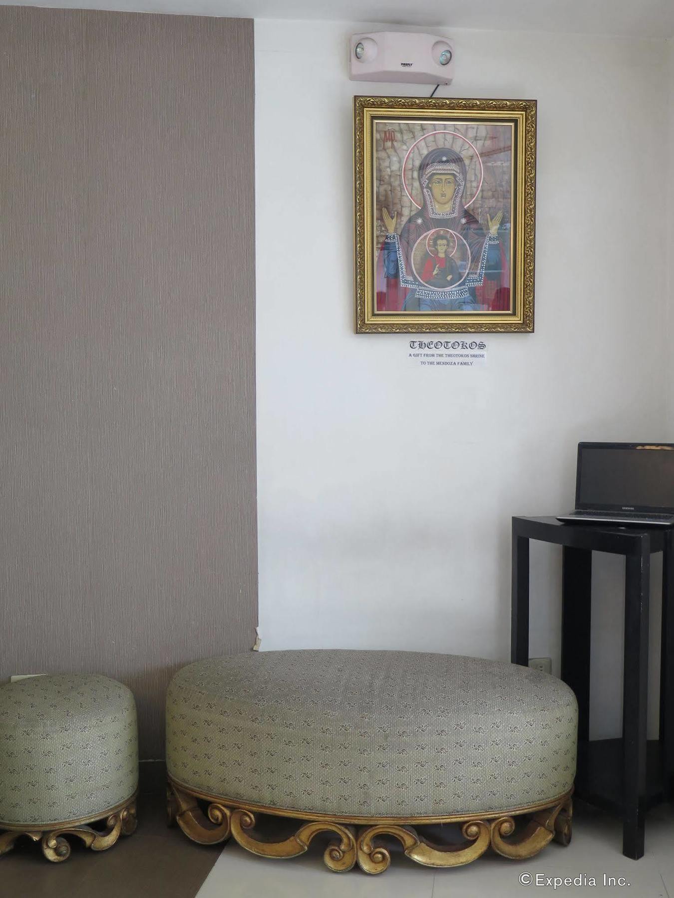 The Center Suites Cebu Esterno foto