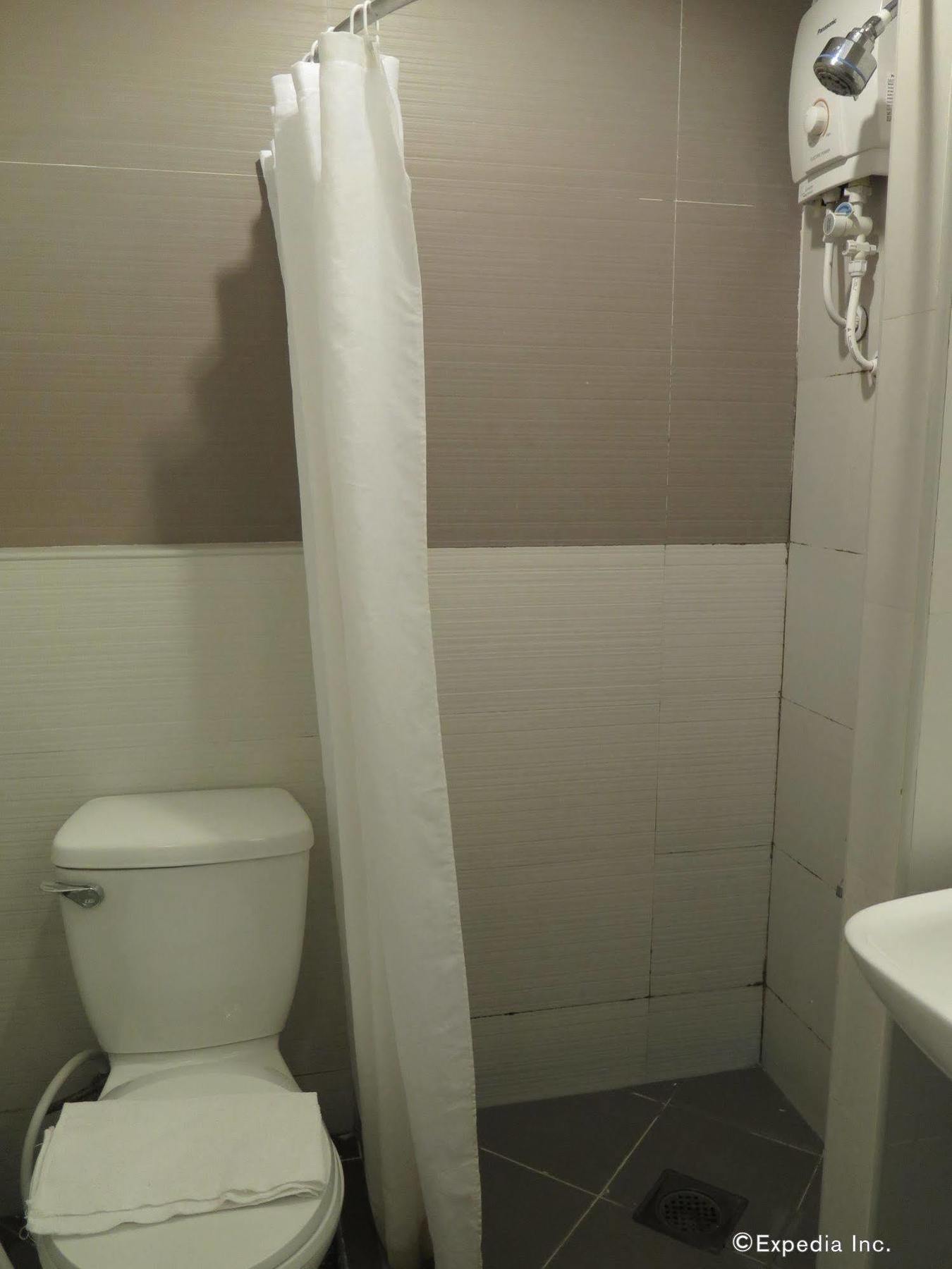 The Center Suites Cebu Esterno foto
